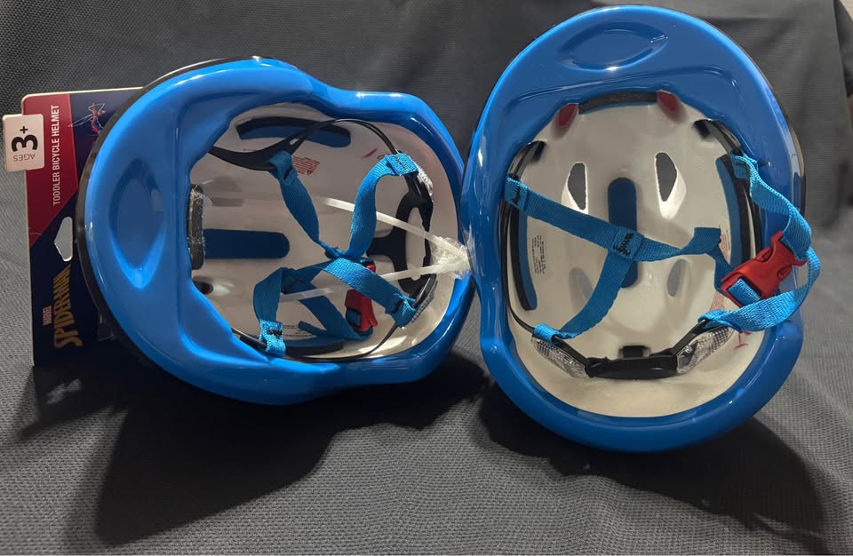 2-toddler Spider-Man Helmets - photo 2