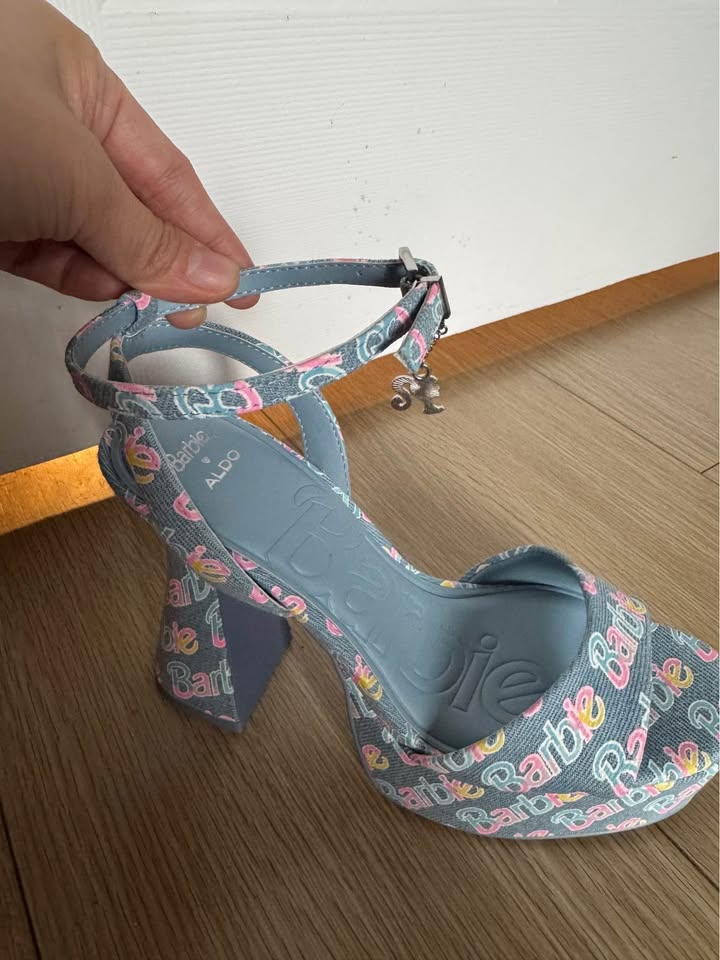 Barbie x Aldo Denim Platform Heels size 7 - photo 5