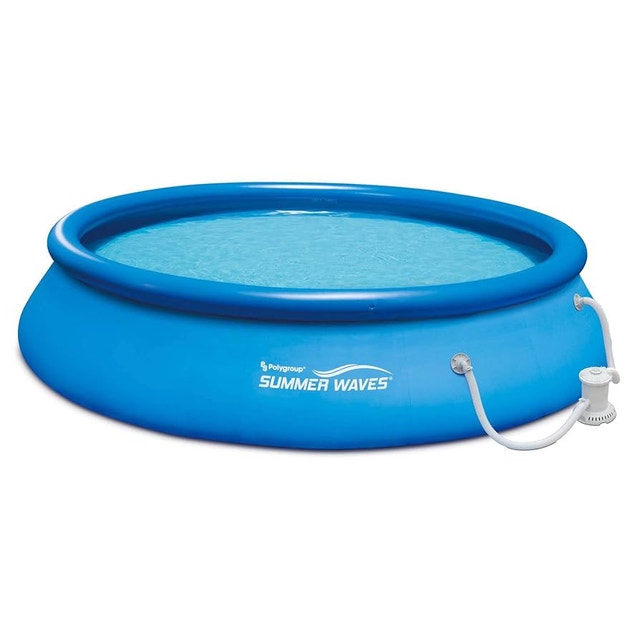 Inflatable swimming pool
