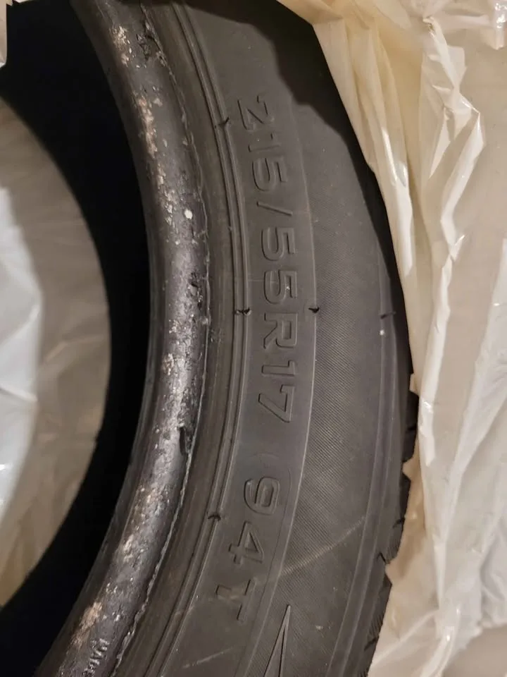 215 / 55 R17 94 T image indicator(4)