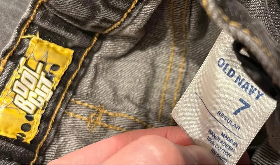 Old navy bootcut jeans boys size 7 regular image indicator(4)