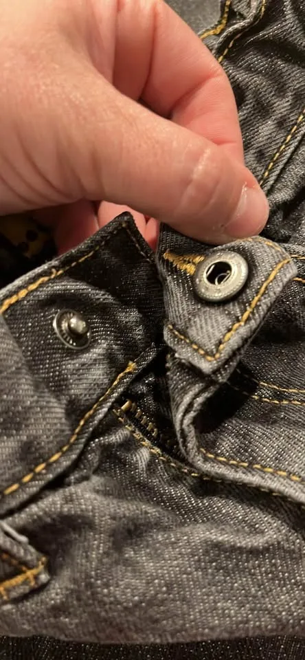 Old navy bootcut jeans boys size 7 regular image indicator(5)