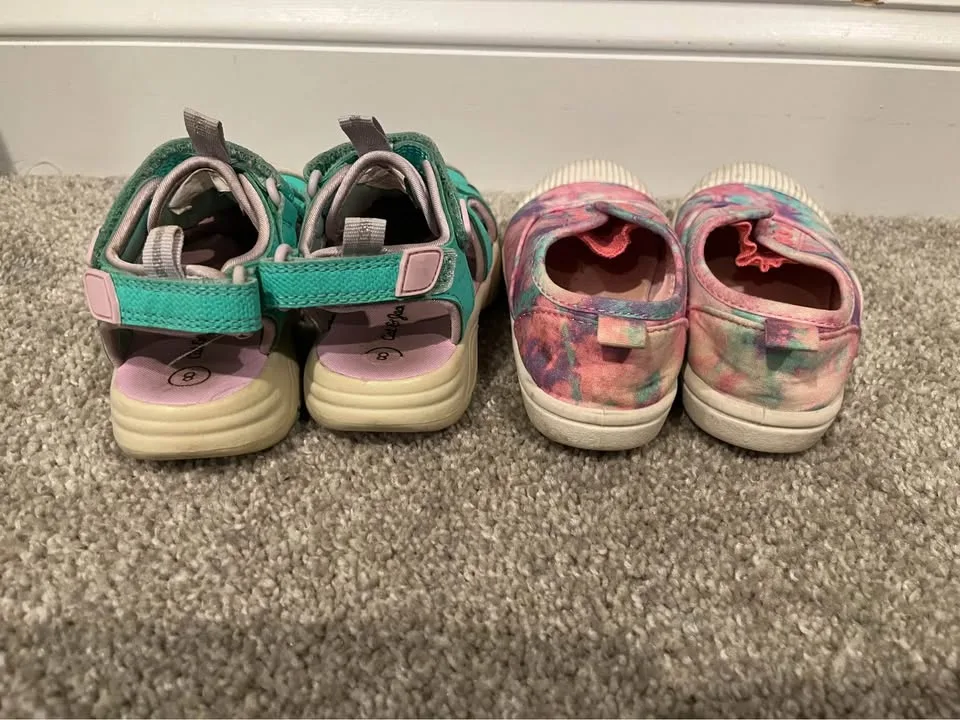 Cat and Jack toddler girl size 8 & 10 shoes image indicator(4)