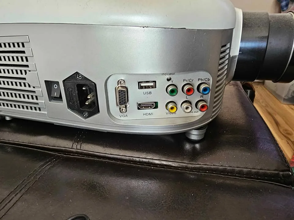 Pyle Home PRJD907 Projector image indicator(2)