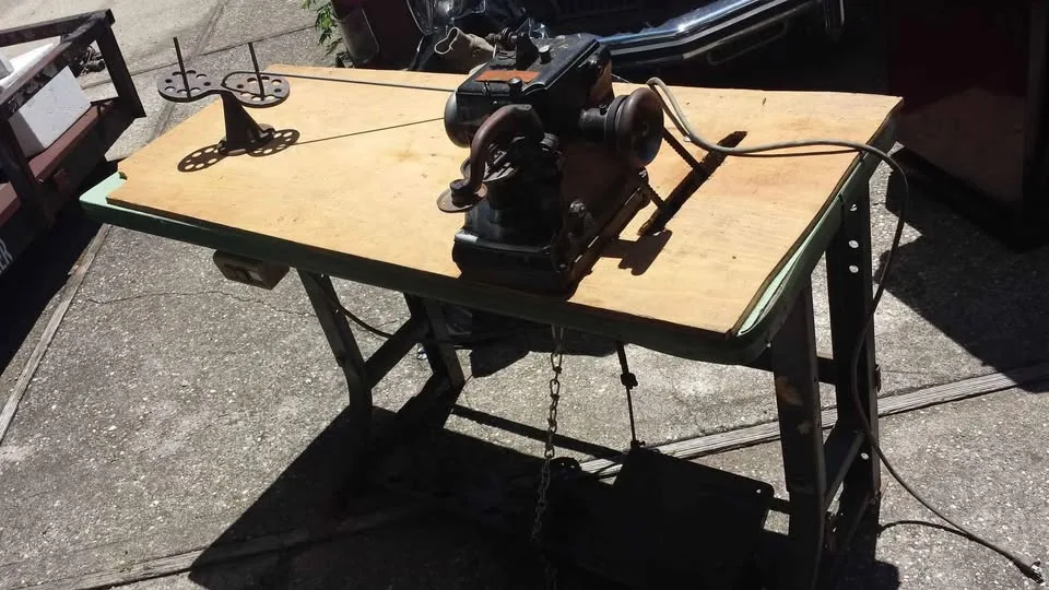 Commercial Sewing Machine Plushmaster image indicator(2)