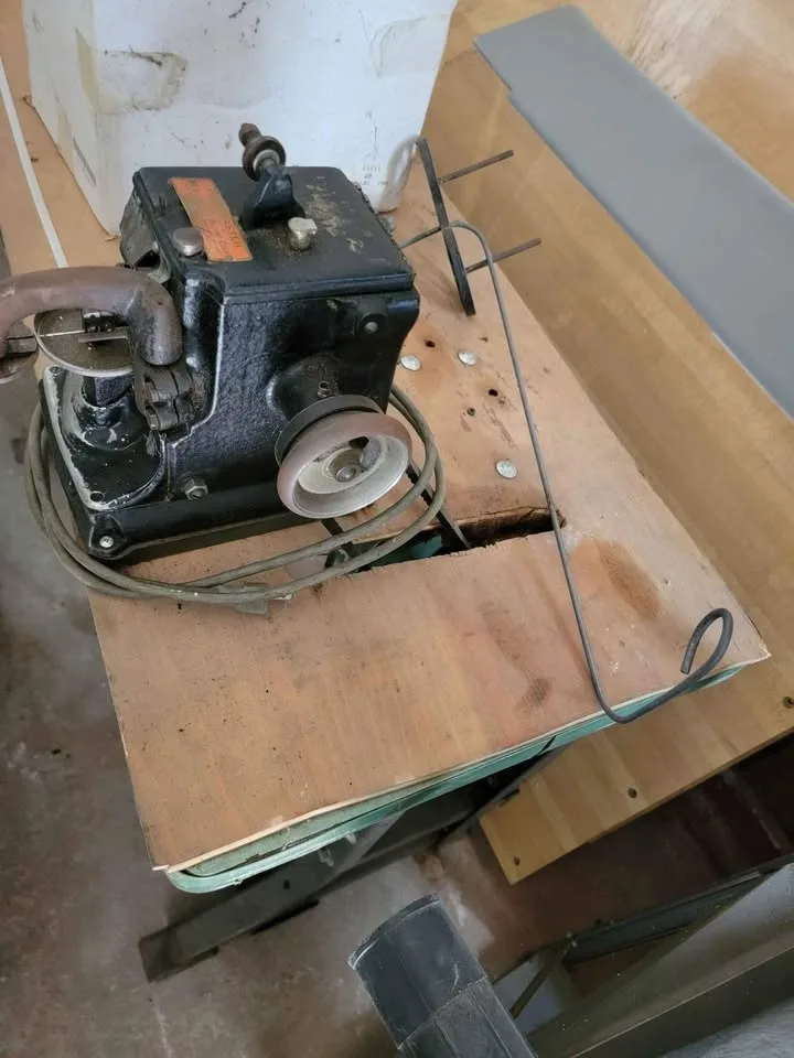 Commercial Sewing Machine Plushmaster image indicator(3)