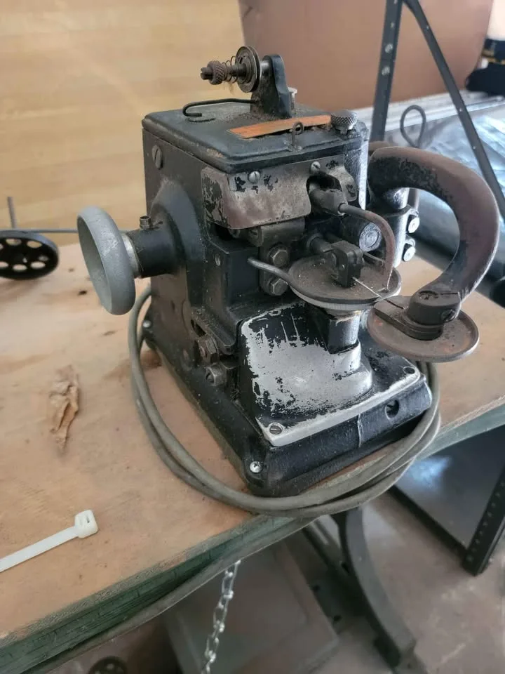 Commercial Sewing Machine Plushmaster image indicator(8)