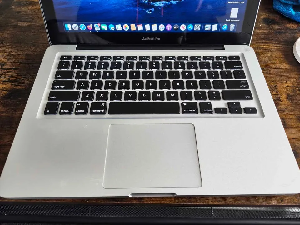 Mid 2012 MacBook pro image indicator(6)