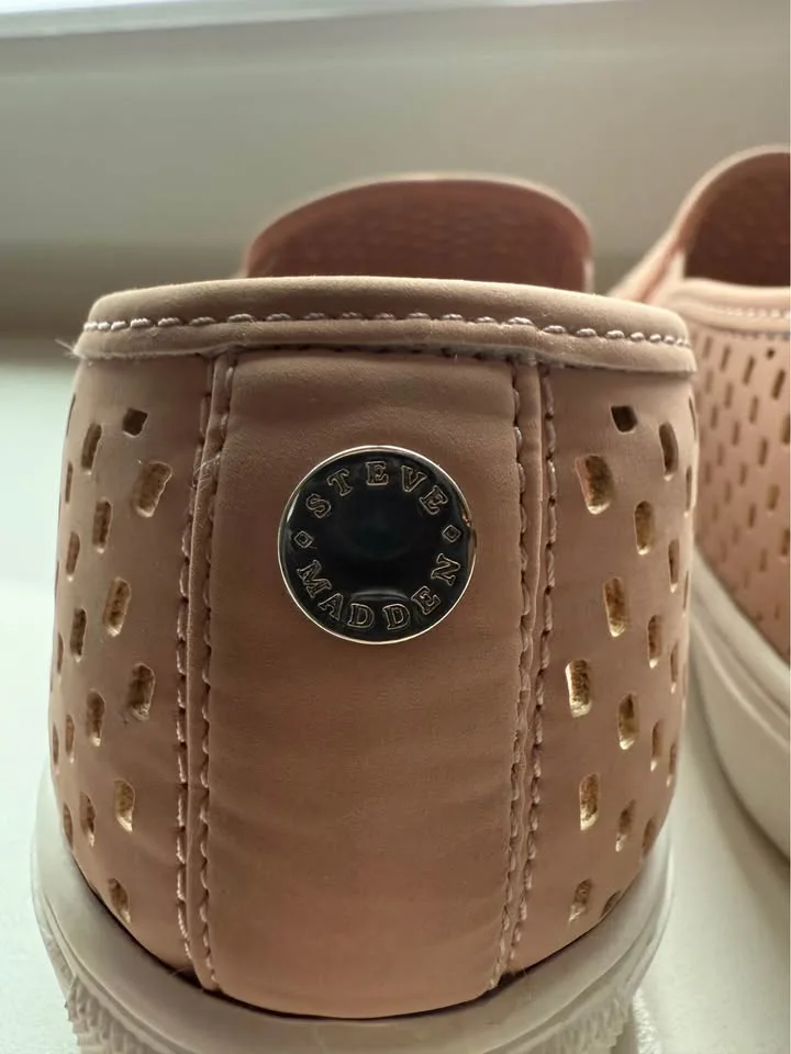 Steve Madden shoes image indicator(4)