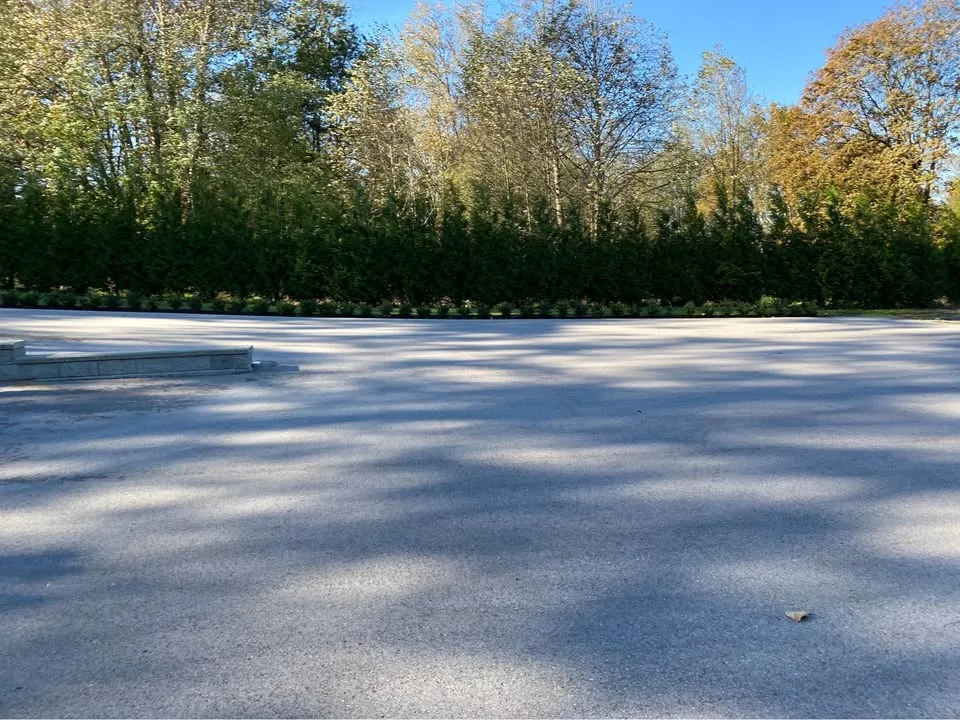 2 Beds 1 Bath - House image indicator(5)