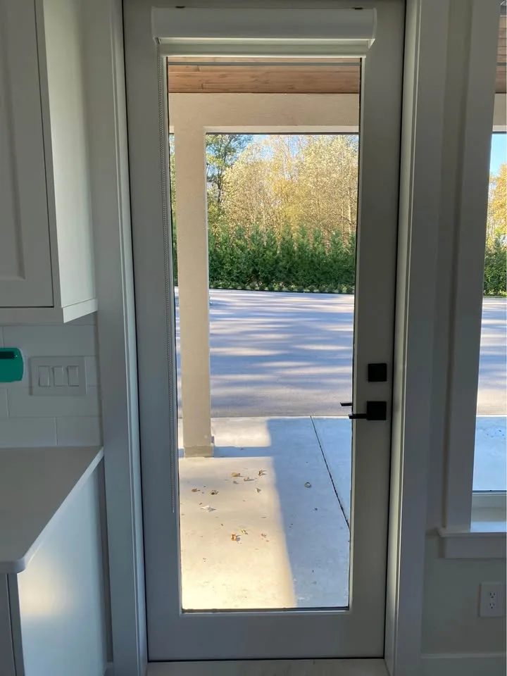 2 Beds 1 Bath - House image indicator(9)