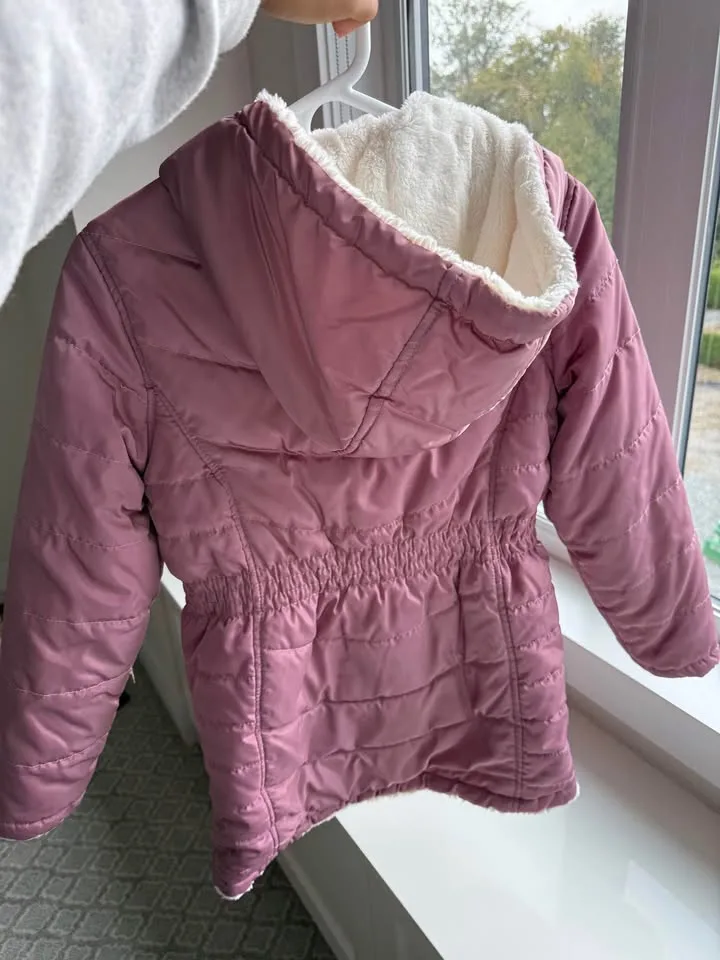 DKNY Girls jacket reversible image indicator(2)