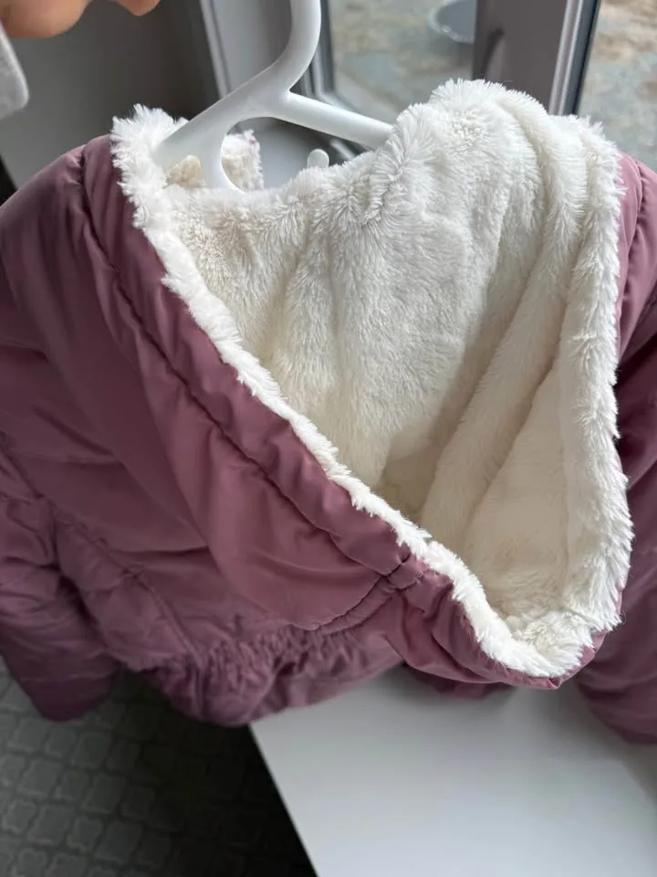 DKNY Girls jacket reversible image indicator(4)