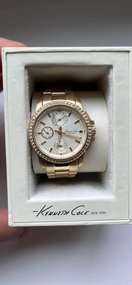 Kenneth Cole ladies watch image indicator(2)