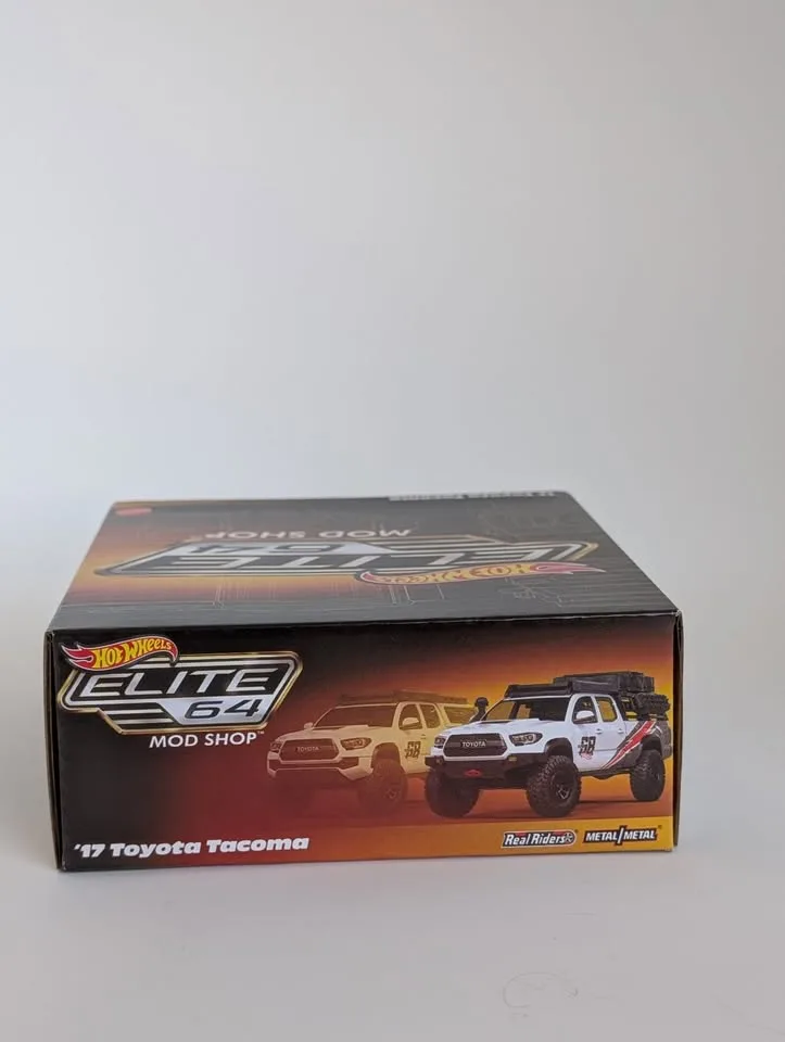 Hot Wheels Elite 64 '17 Toyota Tacoma image indicator(3)
