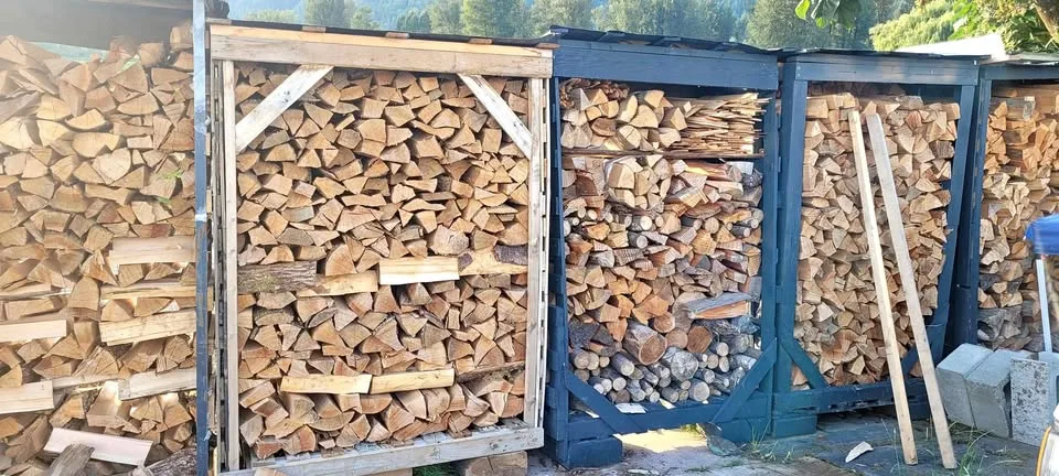 Winter is coming - clean maple firewood