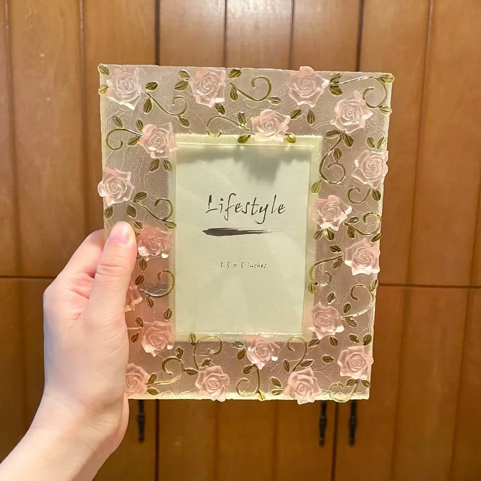 Vintage✨3.5”x5” Pink Rose Photo Frame image indicator(7)