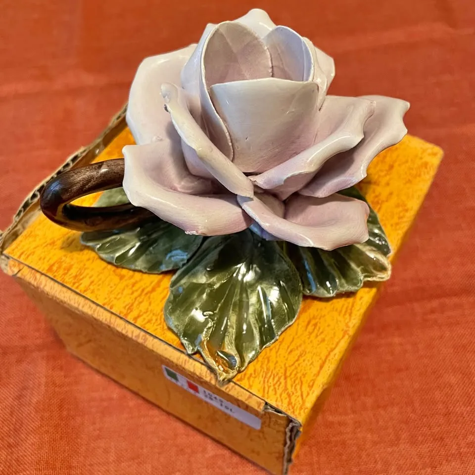 🇮🇹Italian Candle Holder - Ceramic Purple Rose image indicator(8)