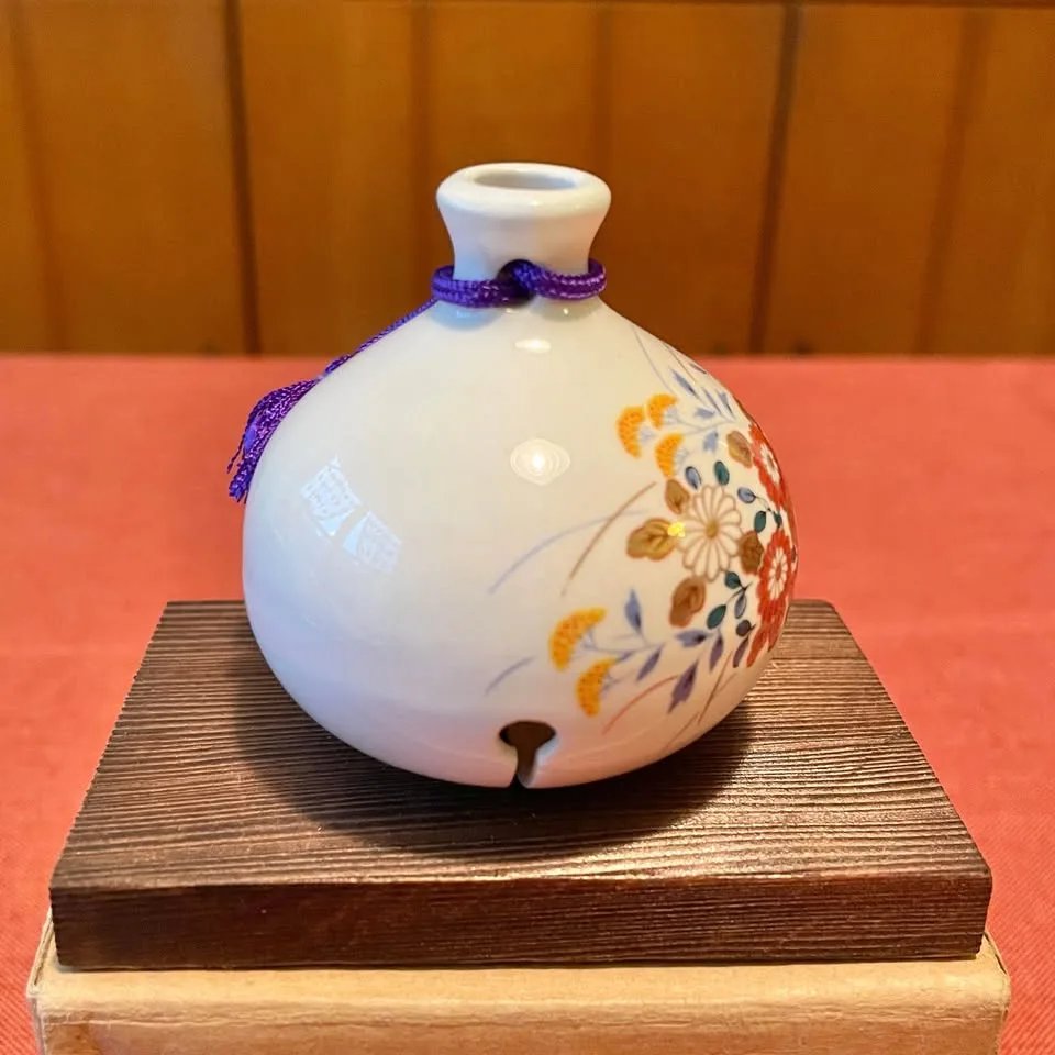 🇯🇵Palm-Sized Bell, Ceramic Vase Shaped Design image indicator(5)