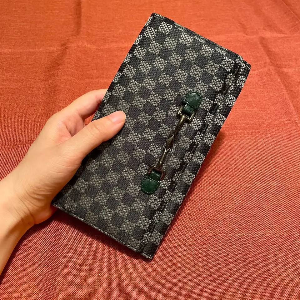 Vintage✨Hugo Valentino Checkered Wallet image indicator(2)