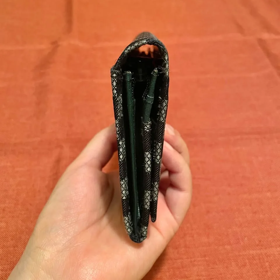 Vintage✨Hugo Valentino Checkered Wallet image indicator(5)