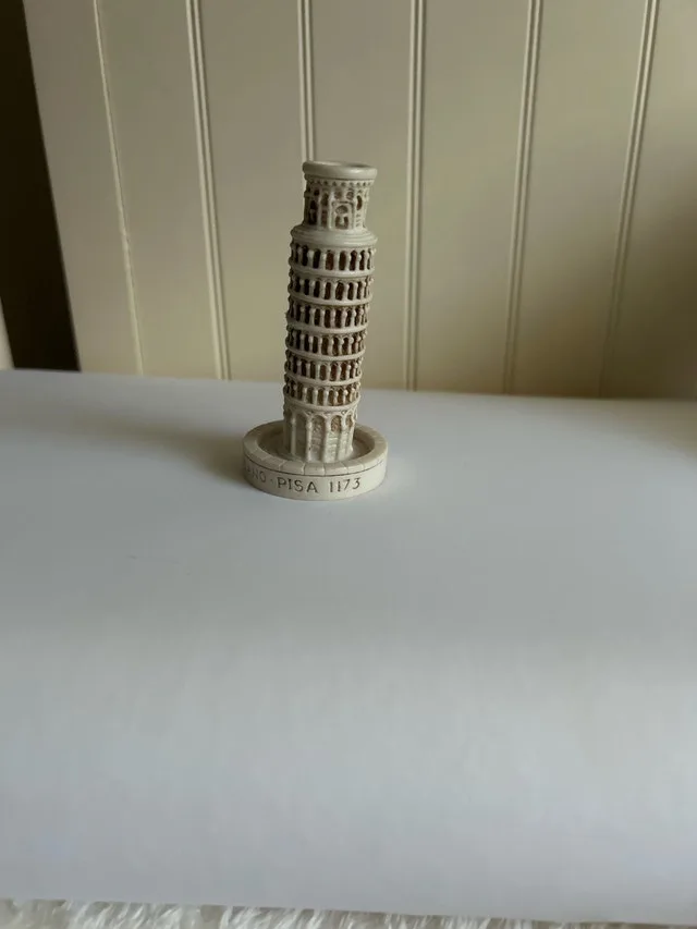 Leaning Tower of Pisa Replica image indicator(2)