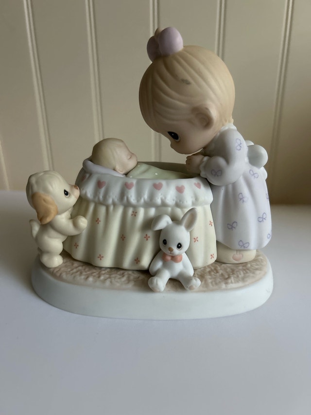 Precious Moments Figurine: You Are My Gift From Above