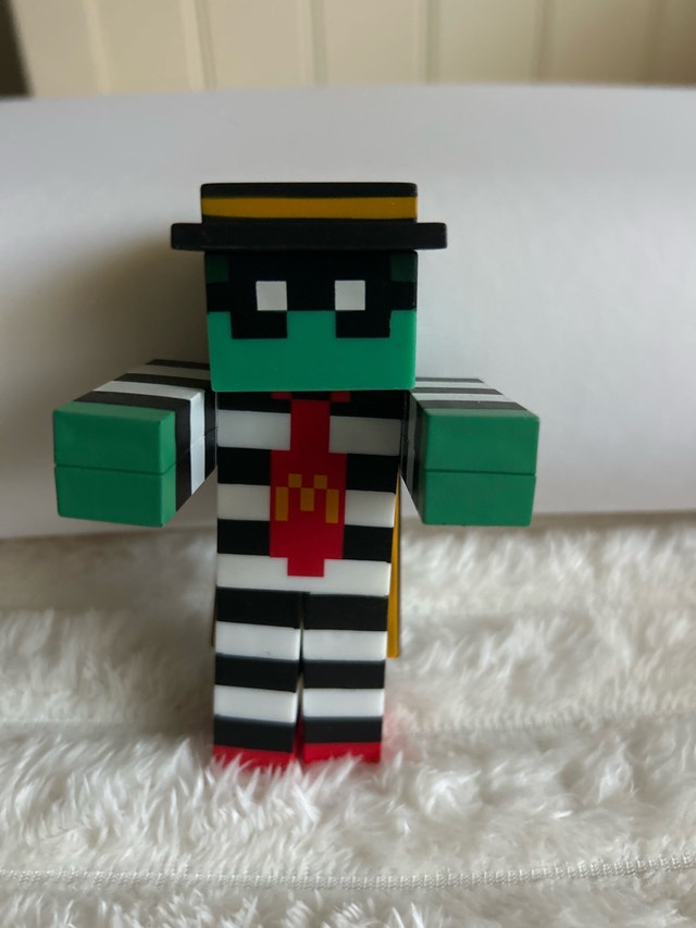 McDonalds Minecraft Figurines - photo 2