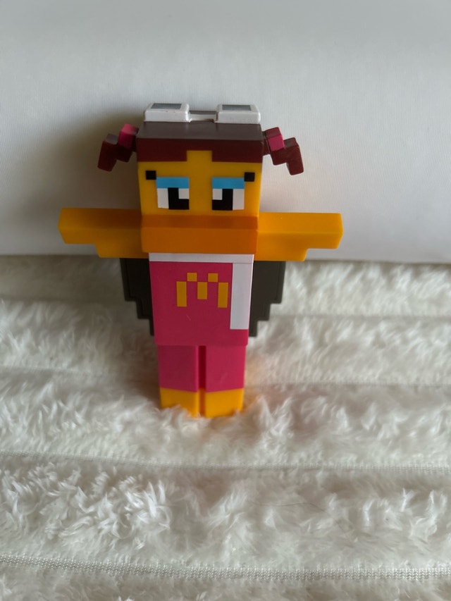 McDonalds Minecraft Figurines - photo 4