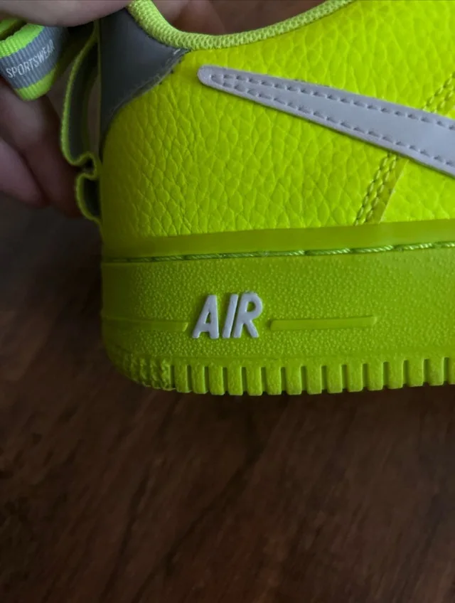 Nike Air Force 1 image indicator(5)