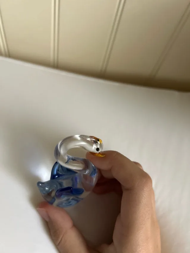 Glass Swan Figurine image indicator(5)