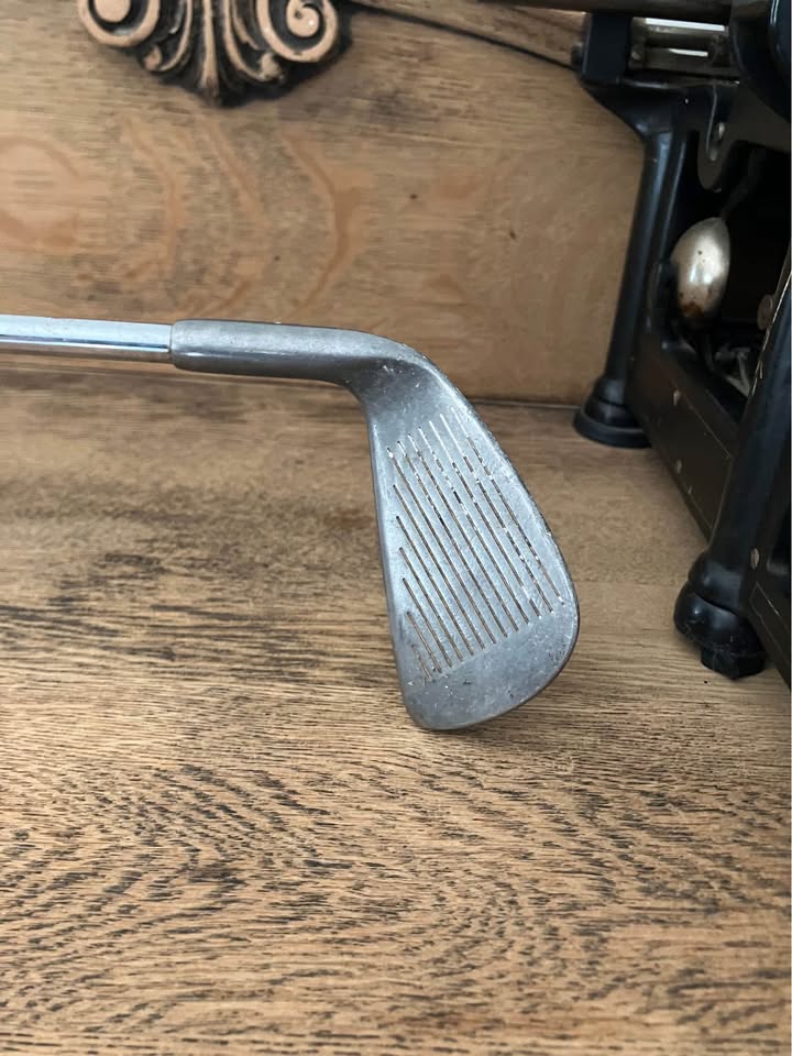 Right Handed Dynacraft 4 Iron 35” shaft golf club - photo 4