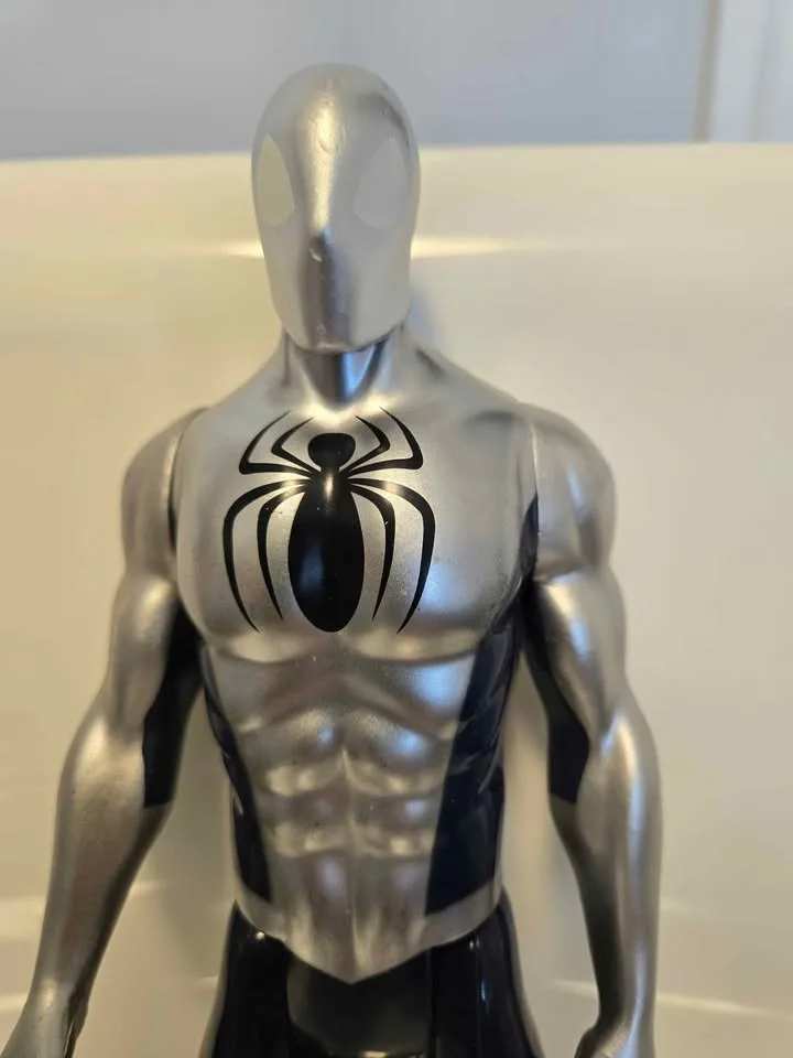Marvel Spider-Man Armored Action Figure 12 Inch image indicator(7)