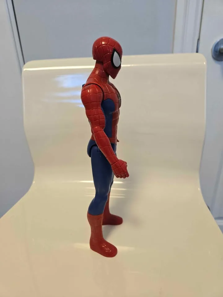 Marvel Titan Hero Series Spider-Man Action Figure (12 Inch) image indicator(4)