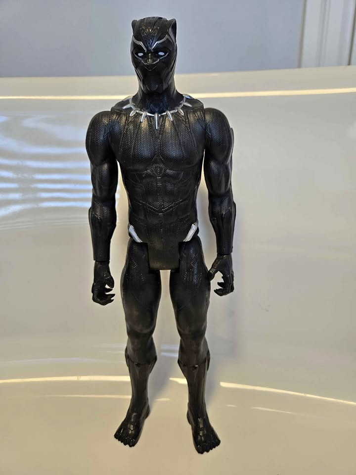 Marvel Avengers Titan Hero Series Black Panther