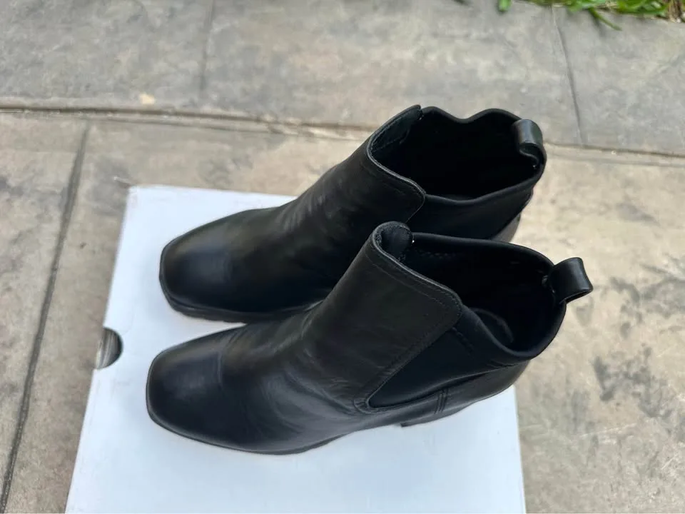 Aldo High Heeled Ankle Boots image indicator(4)