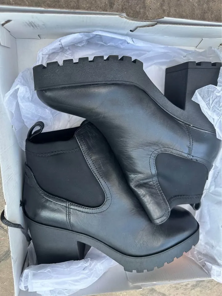 Aldo High Heeled Ankle Boots image indicator(5)