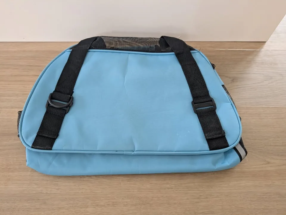 Soft-Sided Pet Carrier for Small Cat or Dog image indicator(2)