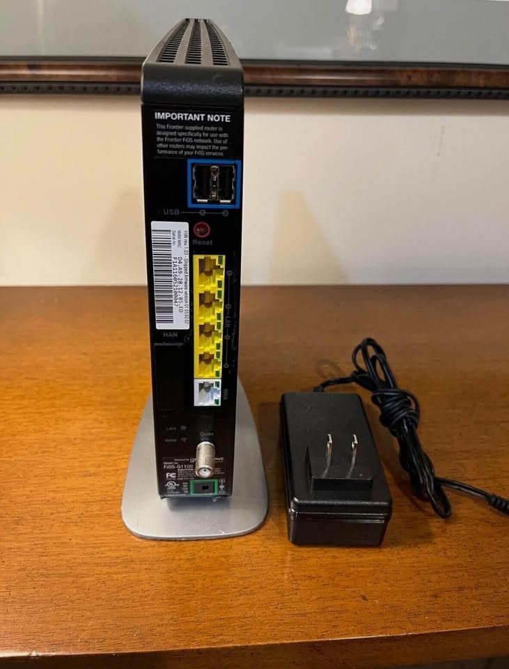 Verizon Fios Router Gateway G1100 - photo 3