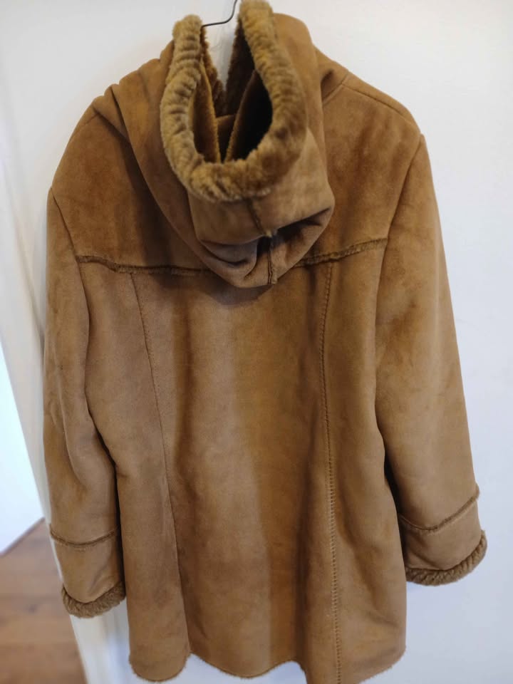 Faux suede shearling coat, XL - photo 2