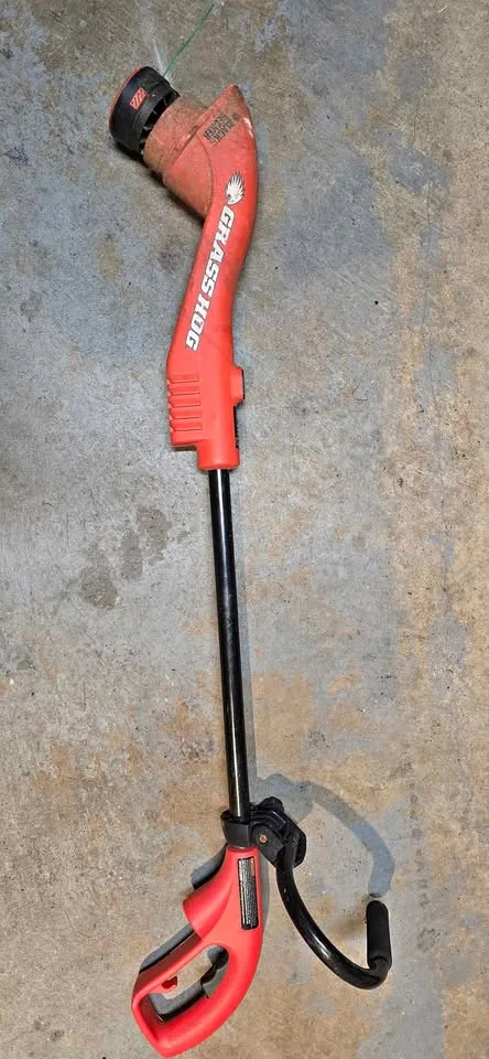 BLACK &DECKER Trimmer/Edger ST7000C Type+ thumbnail