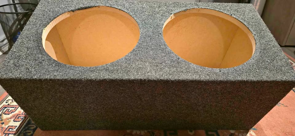 Subwoofer box 2 hole 10 inch