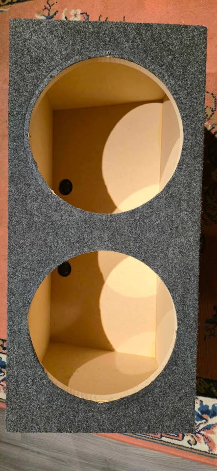 Subwoofer box 2 hole 10 inch - photo 2