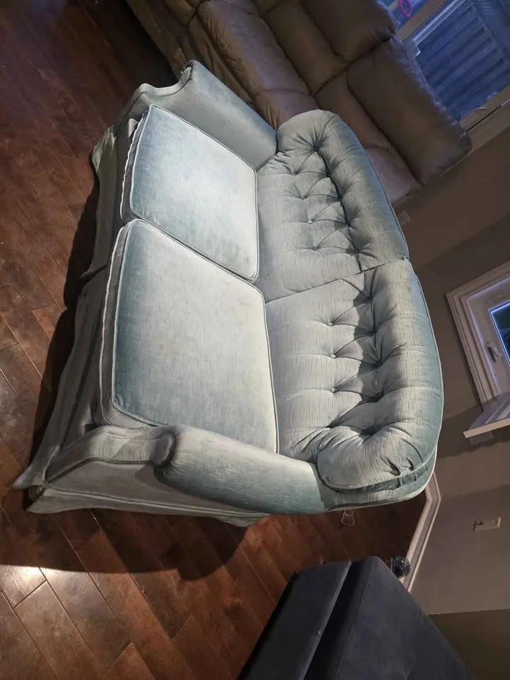 Vintage blue couch - Sofa image indicator(6)