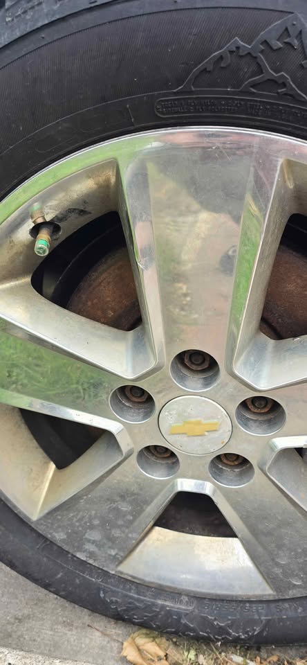 Winter tires rim 18 235/55 on chevy rims 5x120mm - photo 4
