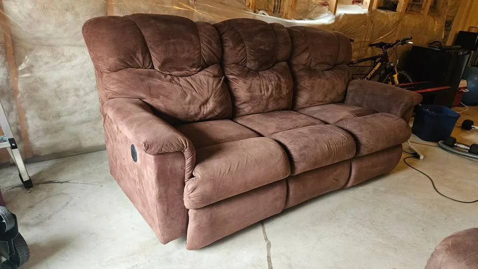 La-Z-Boy Power Reclining Sofa and Rocker Recliner Chair image indicator(2)