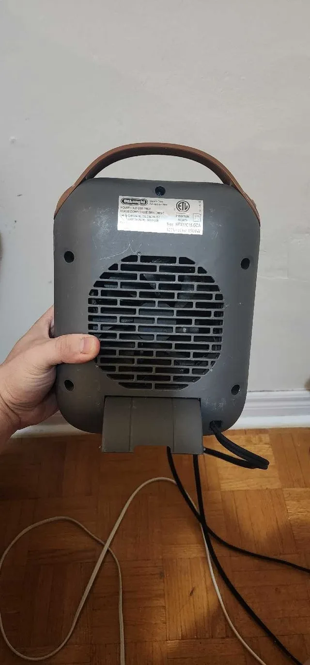 De'Longhi Ceramic Heater 1200W with fan option image indicator(2)