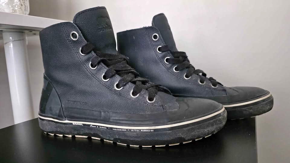 Men's Sorel Waterproof Boot Size 10