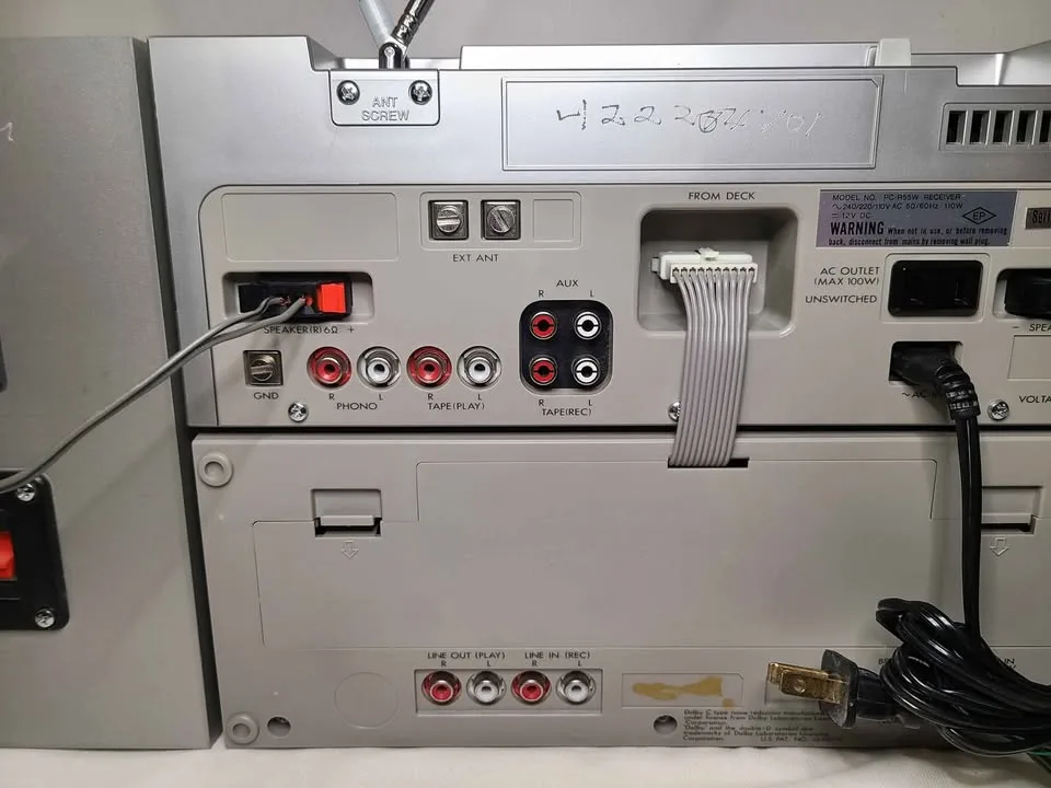 The Ultimate 80s Retro Ghettoblaster - JVC PC-R55W image indicator(6)