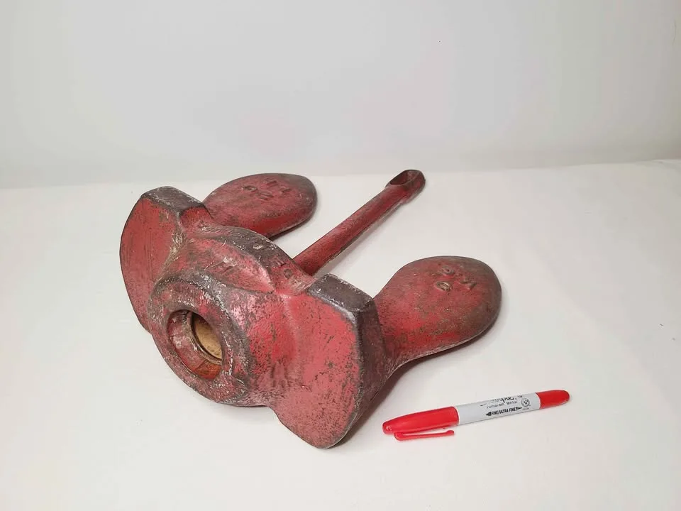 1940s Antique Canadian Tire Cast Iron Boat Anchor – 20 lbs image indicator(3)